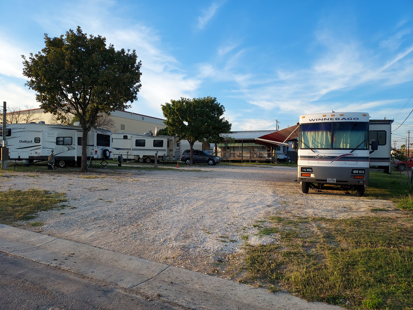 8th & Bridge RV Park