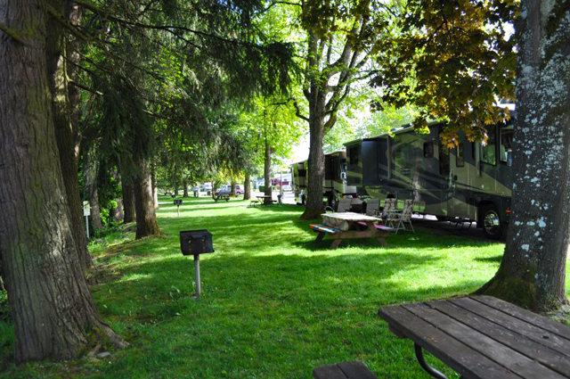 Shamrock Village RV And Mhp